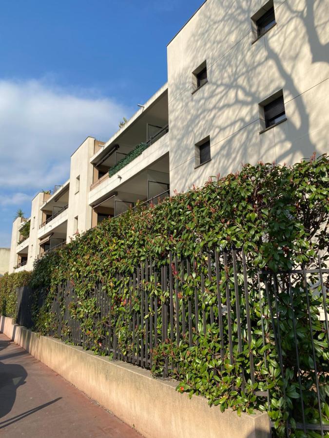 T2 Proche De La Gare, A 10 Minutes A Pieds De La Croisette, Piscine & Parking Dans Residence De Haut Standing Cannes Exterior foto